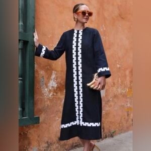 New with tags Tuckernuck x Atlantic Pacific linen caftan size XXS navy white